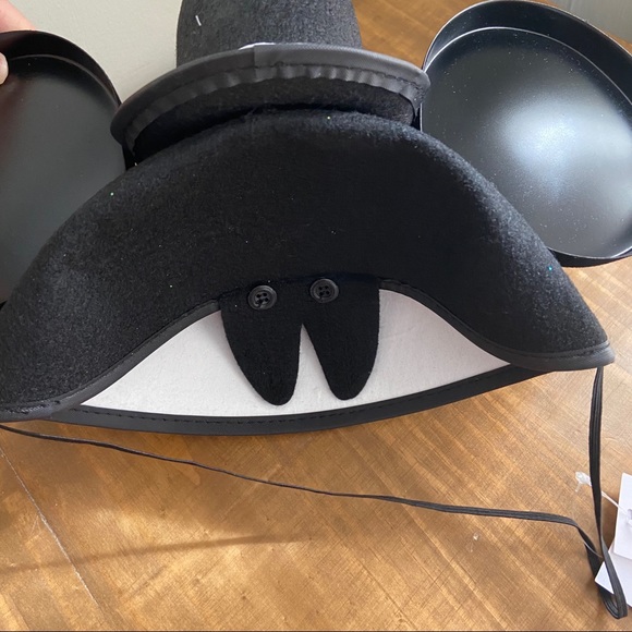 Disney Bride Minnie Groom Mickey Ear Hats Set - Picture 7 of 7